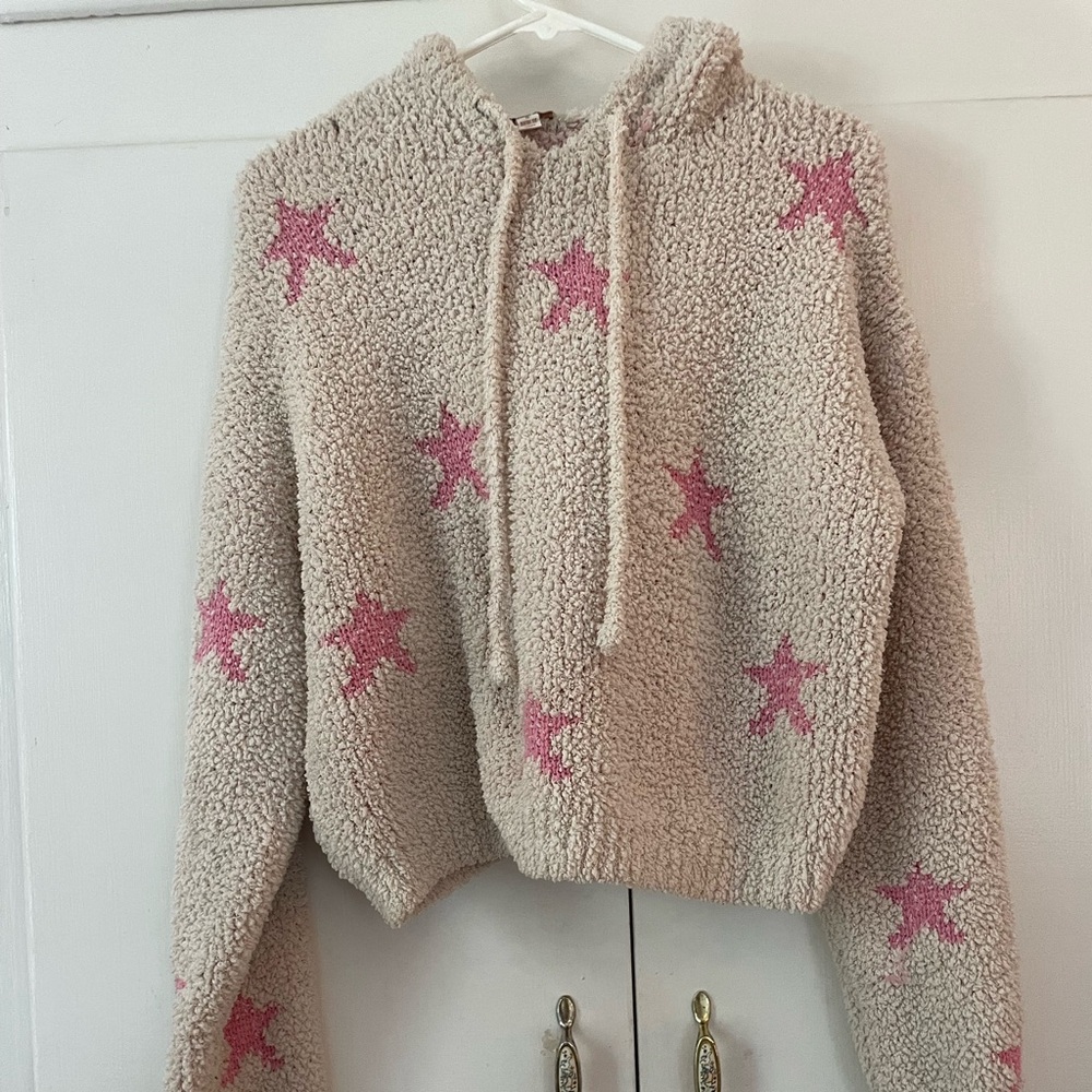 Cozy Beige Hoodie with Pink Star Pattern